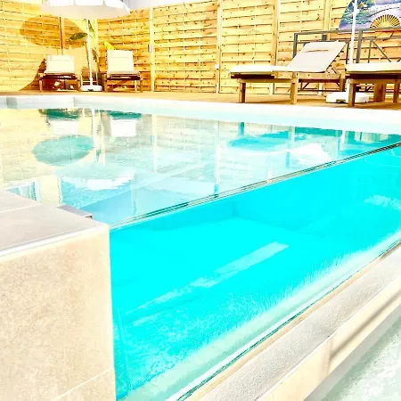Trousas With Private Pool Apartman *