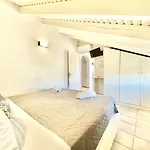 Trousas With Private Pool Διαμέρισμα Κασσιόπη