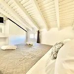 Trousas With Private Pool Διαμέρισμα Κασσιόπη