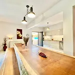 Διαμέρισμα Trousas With Private Pool *