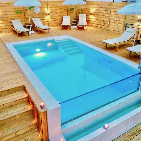 Trousas With Private Pool Apartament