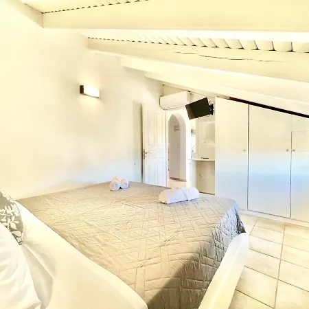 Trousas With Private Pool Apartamento Kassiopi